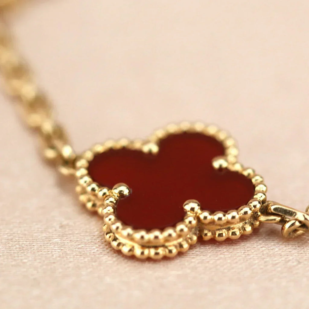 [Elowen jewels ] CLOVER 5 MOTIF RED CORNELIAN BRACELET COLLECTION