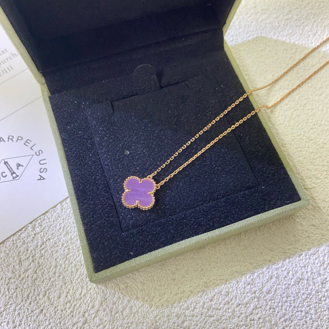 [Elowen jewels ]CLOVER 15MM  PURPLE VIOLET NECKLACE