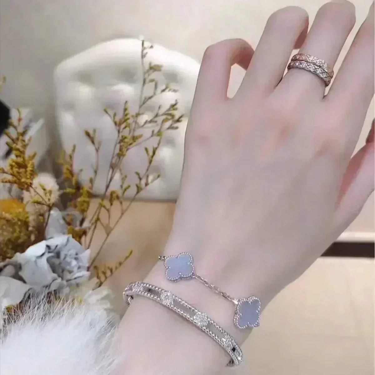 [Elowen jewels ] KOLLEKTION: CLOVER 5-MOTIV ARMBAND AUS LILA CHALCEDON