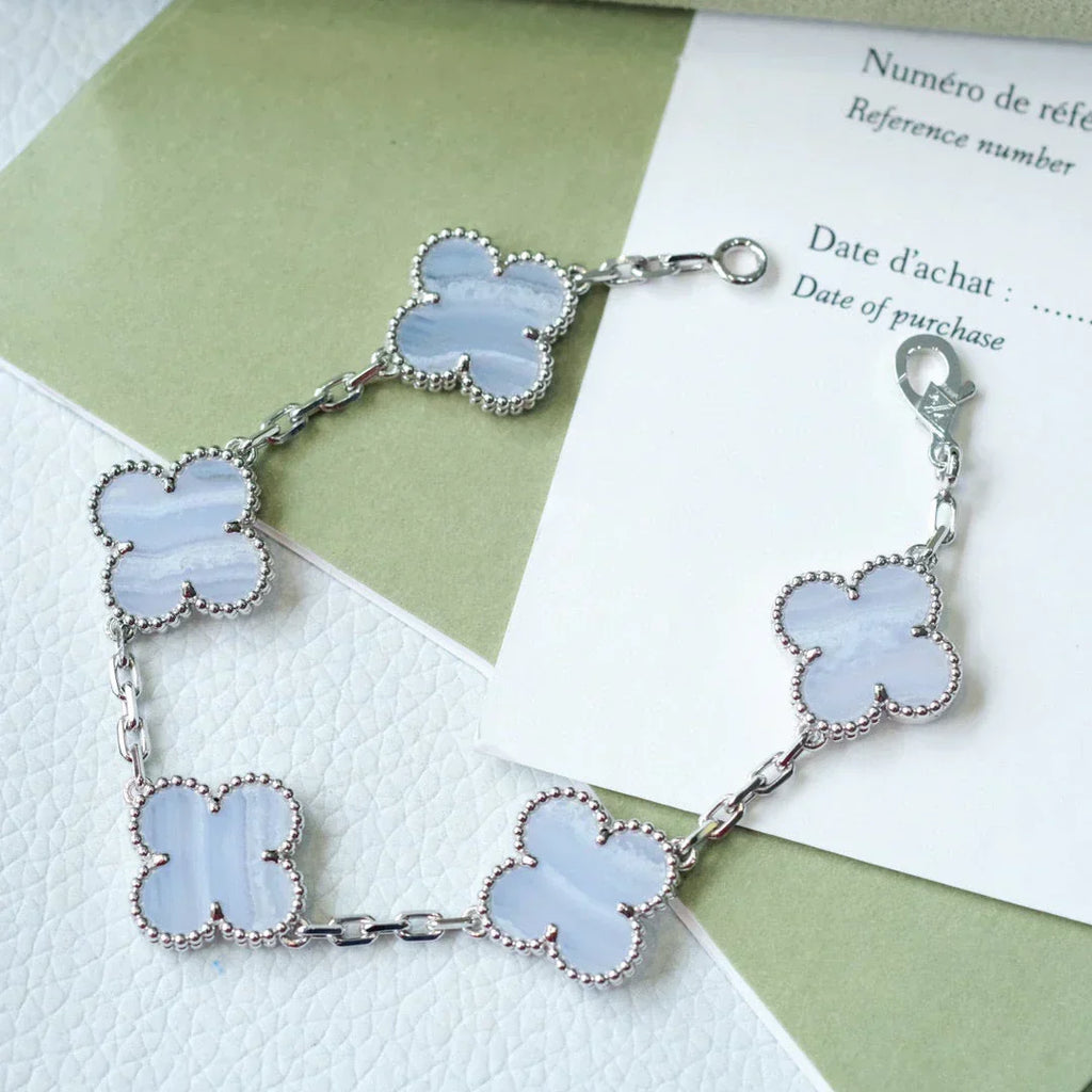 [Elowen jewels ] KOLLEKTION: CLOVER 5-MOTIV ARMBAND AUS LILA CHALCEDON