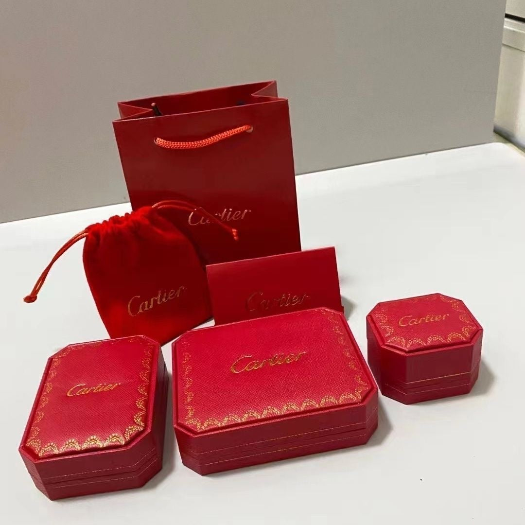 {
  "Elowen jewels": "Elowen jewels",
  "CA": "CA",
  "BRACELET": "ブレスレット",
  "NECKLACE": "ネックレス",
  "RING": "リング",
  "BOX": "ボックス",
  "GIFT BAG": "ギフトバッグ"
}
