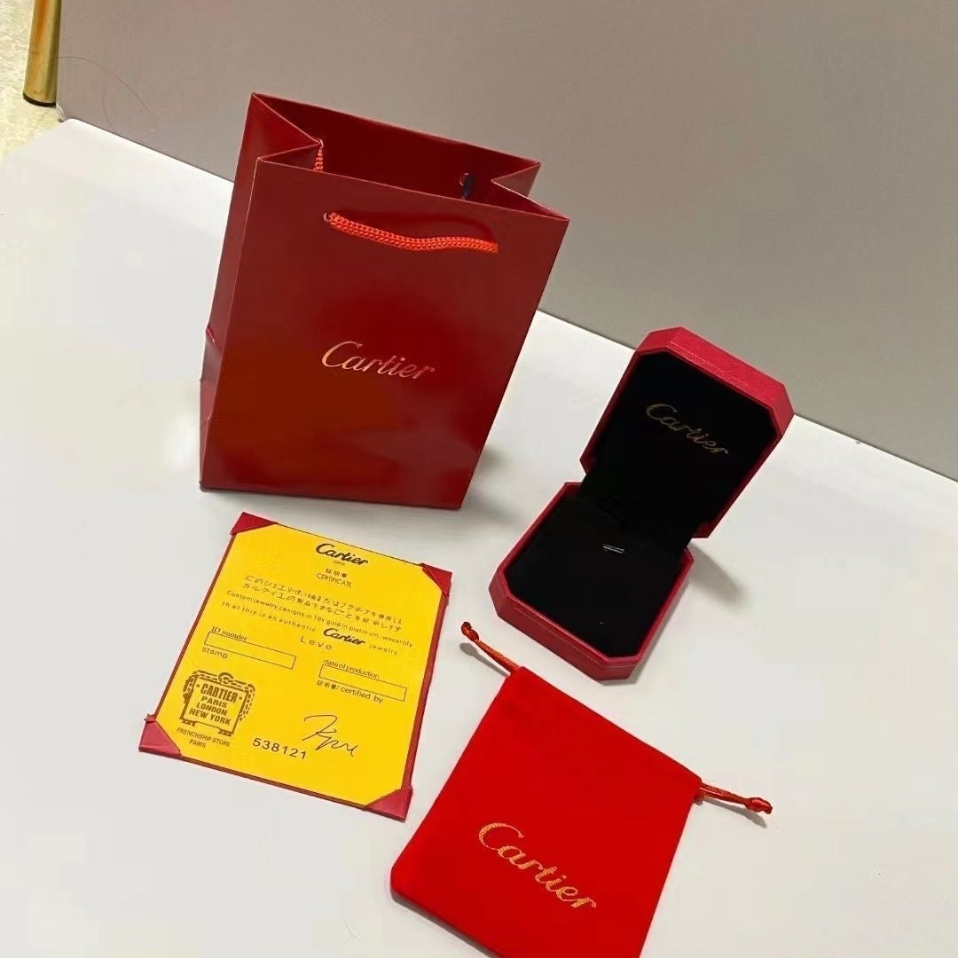 {
  "Elowen jewels": "Elowen jewels",
  "CA": "CA",
  "BRACELET": "ブレスレット",
  "NECKLACE": "ネックレス",
  "RING": "リング",
  "BOX": "ボックス",
  "GIFT BAG": "ギフトバッグ"
}