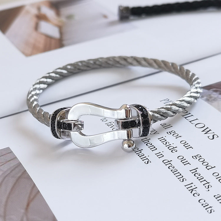 [Elowen jewels ]FORCE LARGE HORSESHOE BLACK DIAMOND BRACELET SILVER
