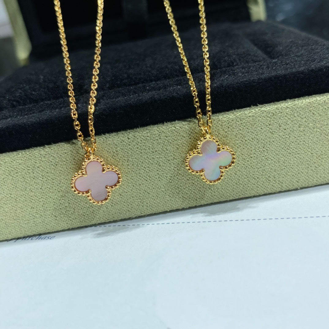 [Elowen Jewels]CLOVER 9.5MM PINK MOTHER OF PEARL SINGLE FLOWER NECKLACE