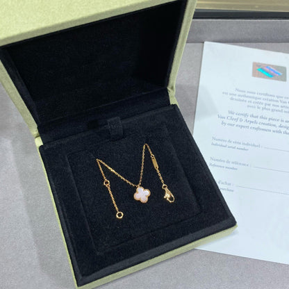 [Elowen Jewels]CLOVER 15MM PINK MOTHER-OF-PEARL SINGLE FLOWER NECKLACE