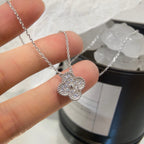 [Elowen jewels ]クローバー 15mm ダイヤモンド シングルフラワー ネックレス