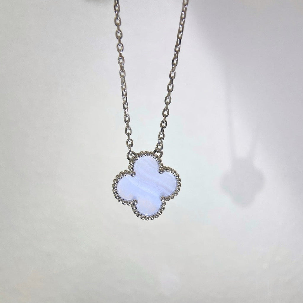 [Elowen jewels ]CLOVER 15MM BLAUES CHALCEDON-HALSKETTE SILBER