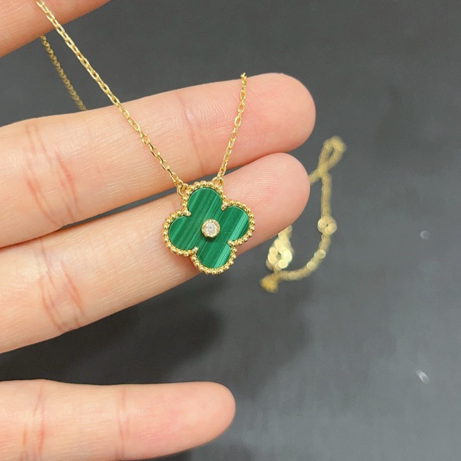 [Elowen jewels ]CLOVER 15MM DIAMOND TURQUOISE NECKLACE