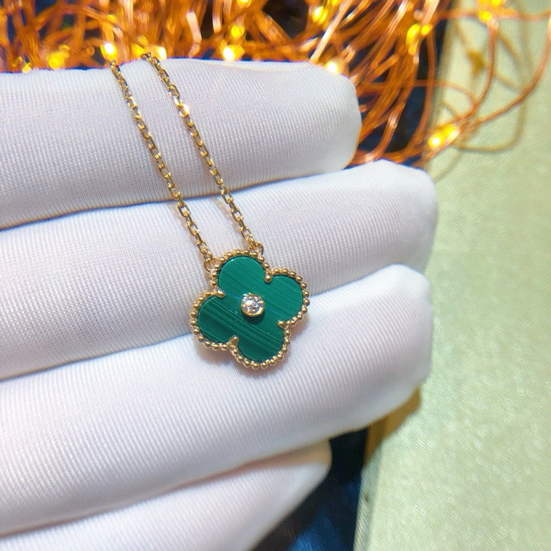 [Elowen jewels ]CLOVER 15MM DIAMOND TURQUOISE NECKLACE