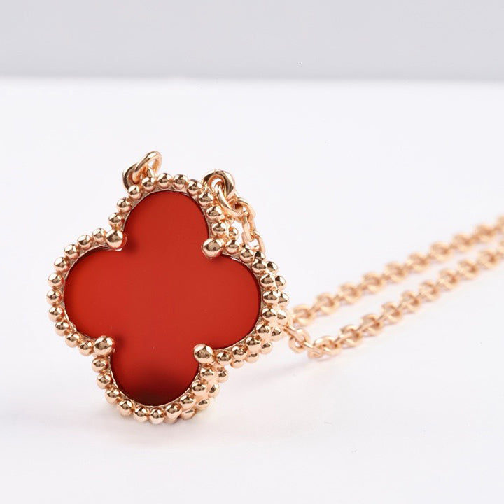 [Elowen jewels ]CLOVER 15MM KARNELIAN EINZELBLUMEN-HALSKETTE