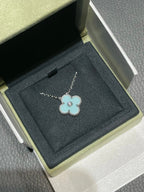 [Elowen jewels ]CLOVER 1 DIAMOND LIGHT BLUE SILVER NECKLACE