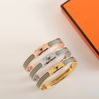 {
  "Elowen jewels": "Elowen jewels",
  "HM KELLY BLUE GREEN BRACELET": "HM KELLY ブルーグリーンブレスレット"
}