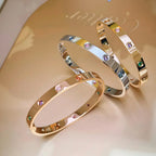 [Elowen jewels]KLASSISCHES 6,1-MM-LOVE-ARMBAND, 10 DIAMANTEN, MEHRFARBIG