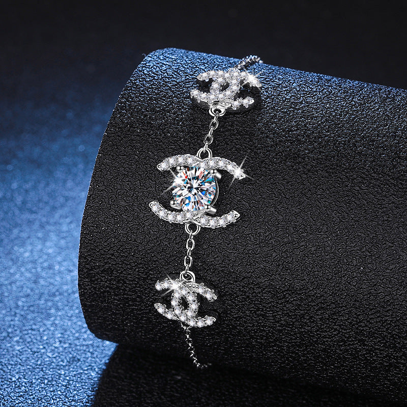 [Elowen]CLASSIC INTERLOCKING MOISSANITE BRACELET