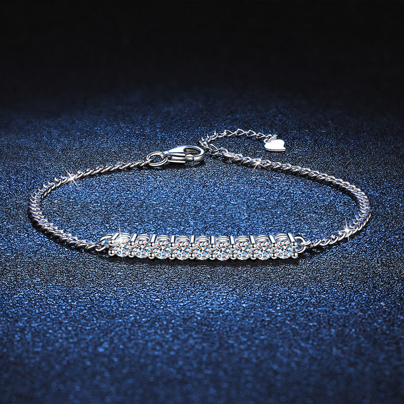 [Elowen]SMILING CURVE MOISSANITE BRACELET