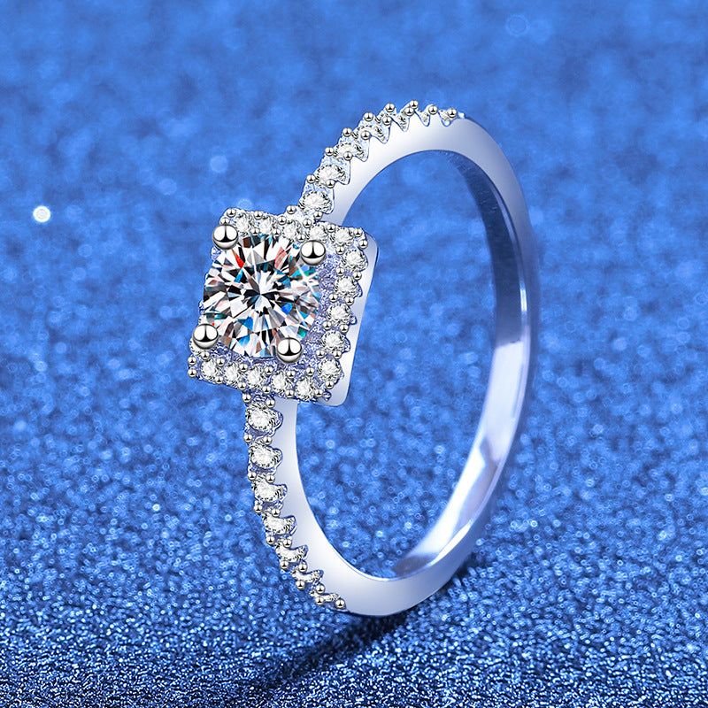 [Elowen]DAINTY SUGAR-CUBE MOISSANITE RING