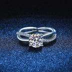 [Elowen]ELEGANT 4-PRONG CROSSOVER MOISSANITE ENGAGEMENT RING