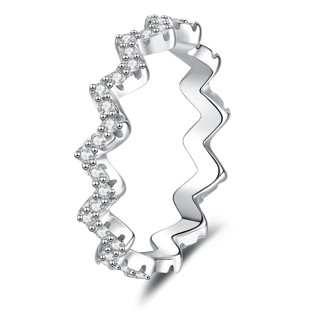 [Elowen]CHIC WAVY MOISSANITE ETERNITY RING