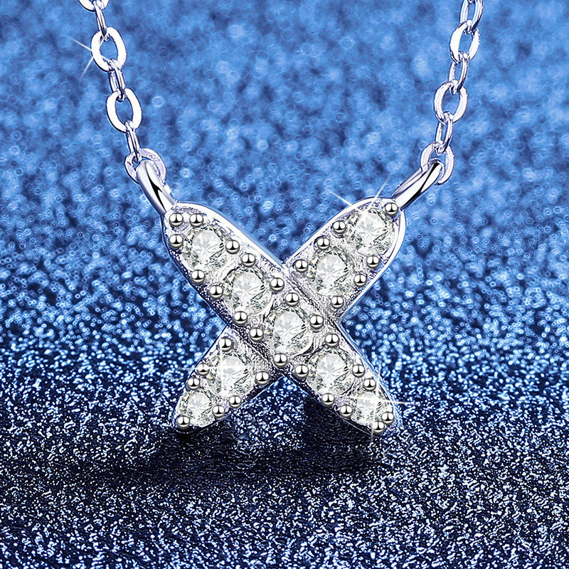 [Elowen]MODERN X-SHAPE PAVÉ MOISSANITE NECKLACE