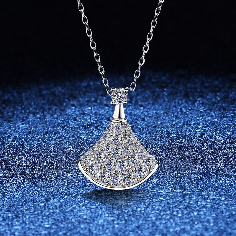 [Elowen]ELEGANTE FÄCHERFÖRMIGE MOISSANIT-ANHÄNGERKETTE
