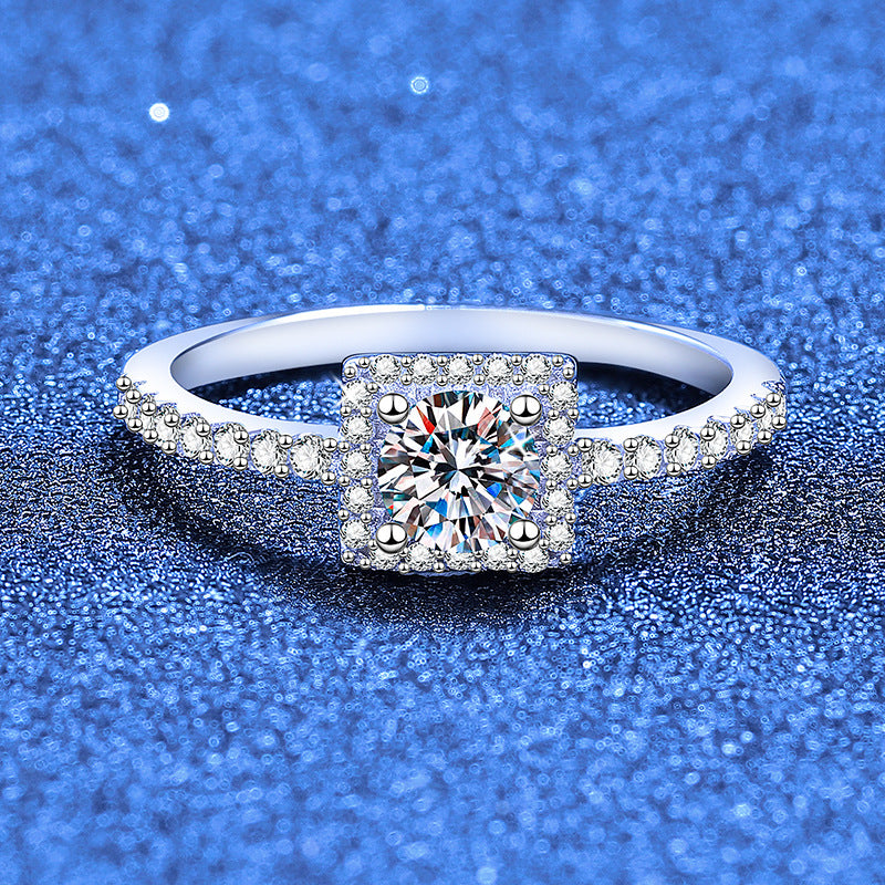 [Elowen]DAINTY SUGAR-CUBE MOISSANITE RING