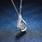 [Elowen]DANCING WATER DROP MOISSANITE-HALSKETTE