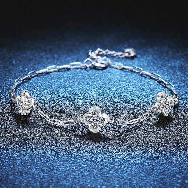 [Elowen]TRIPLE-CLOVER MOISSANITE BRACELET