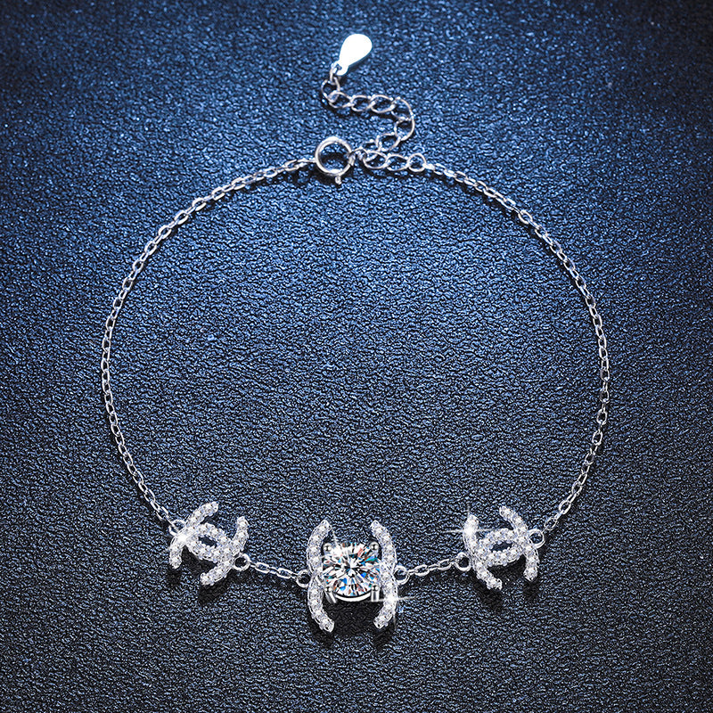 [Elowen]CLASSIC INTERLOCKING MOISSANITE BRACELET