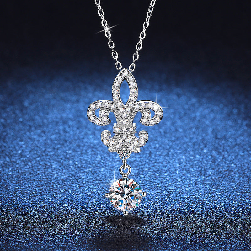 [Elowen]ROYAL FLEUR-DE-LIS MOISSANITE PENDANT NECKLACE