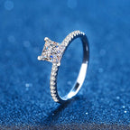 [Elowen]ELEGANT PRINCESS CUT MOISSANITE ENGAGEMENT RING