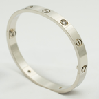 {
  "Elowen jewels": "Elowen jewels",
  "LOVE BRACELET 6.1MM 4 DIAMONDS": "LOVEブレスレット 6.1mm 4ポイントダイヤモンド"
}