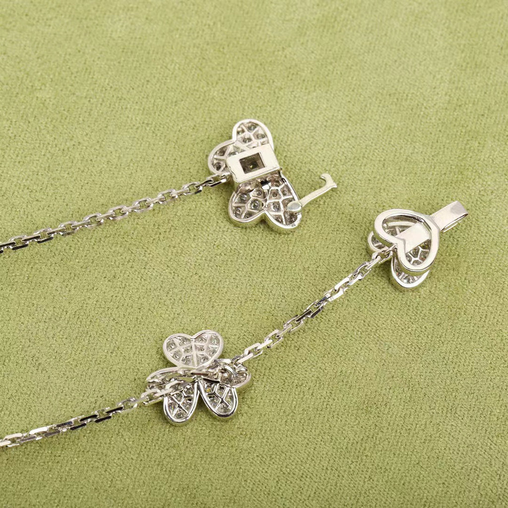 [Elowen jewels ]FRIVOLE SILVER 9 FLOWERS NECKLACE