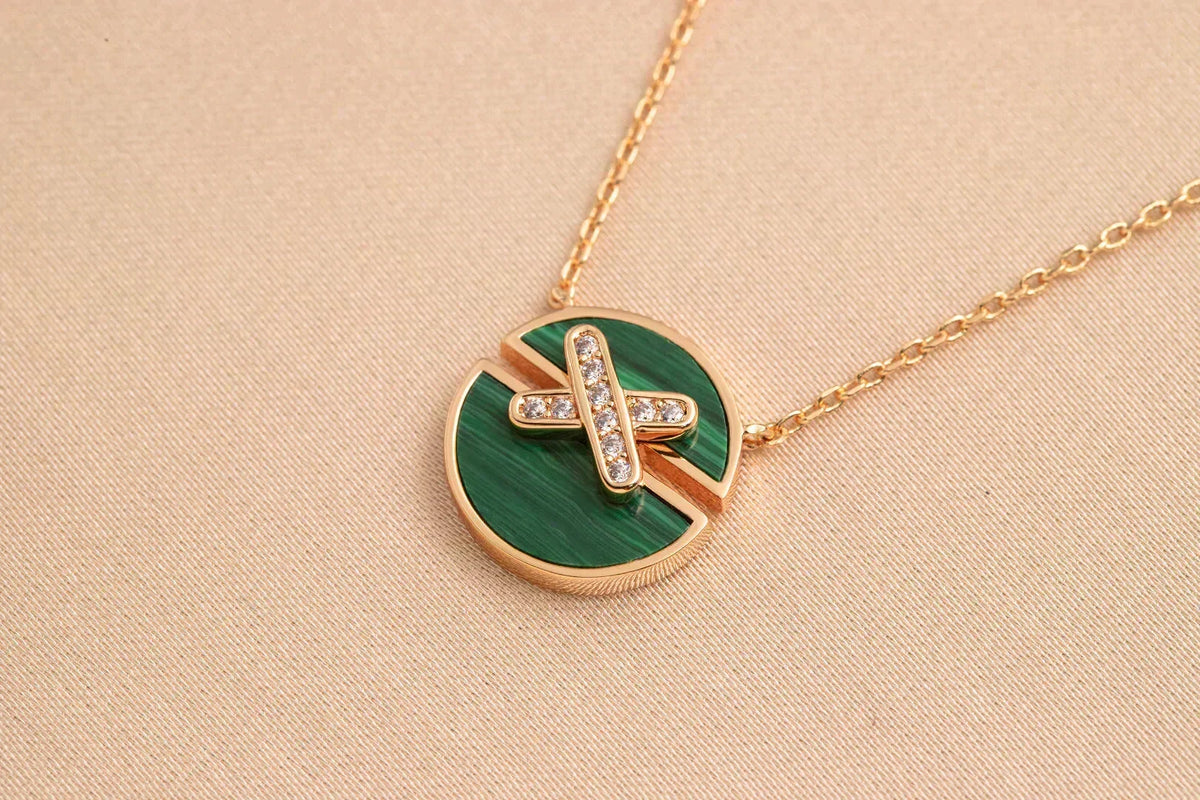 {
  "Elowen jewels": "Elowen jewels",
  "JEUX DE ROSE GOLD DIAMOND NECKLACE": "JEUX ローズゴールド ダイヤモンドネックレス"
}