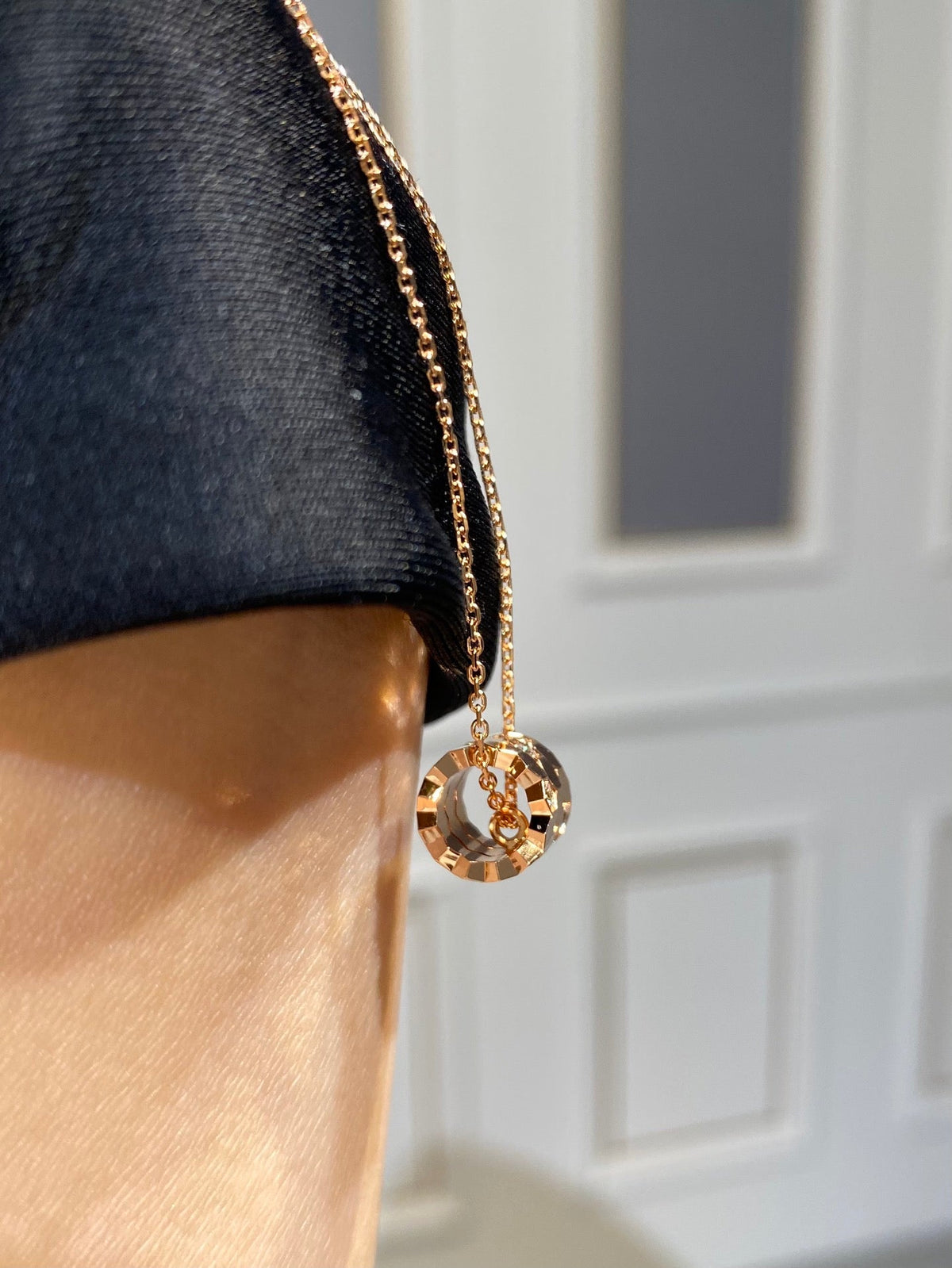 [Elowen jewels ]BEE LOVE DIAMOND NECKLACE