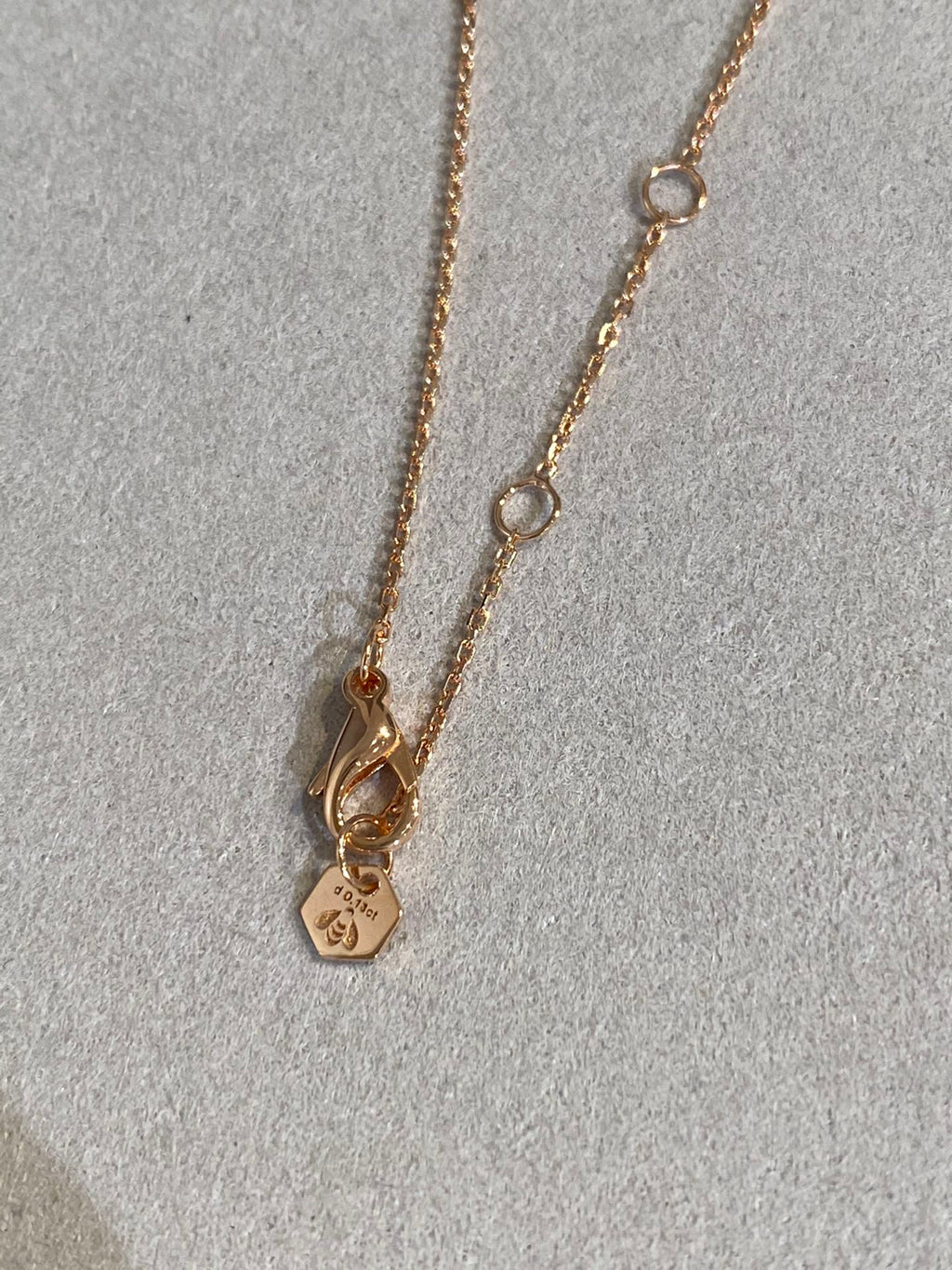 [Elowen jewels ]BEE LOVE DIAMOND NECKLACE