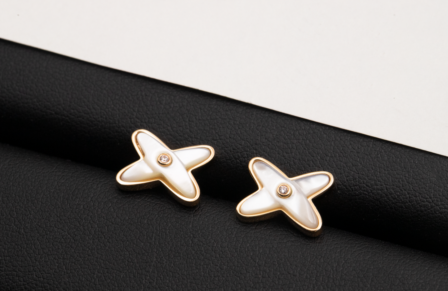 [Elowen Jewels]JEUX DE WHITE MOP ROSE GOLD DIAMOND EARRINGS