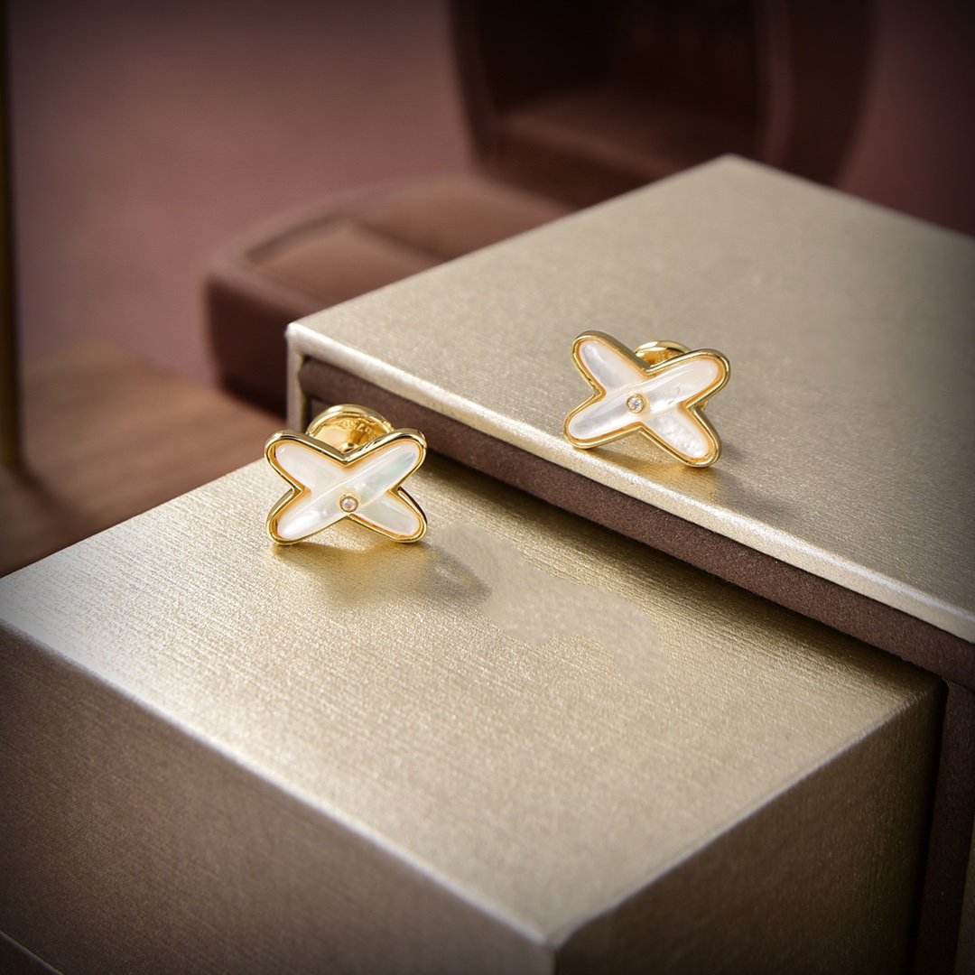 [Elowen jewels ]JEUX DE WHITE MOP GOLD DIAMOND EARRINGS