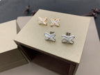 [Elowen jewels ]JEUX DE WHITE MOP SILVER DIAMOND EARRINGS