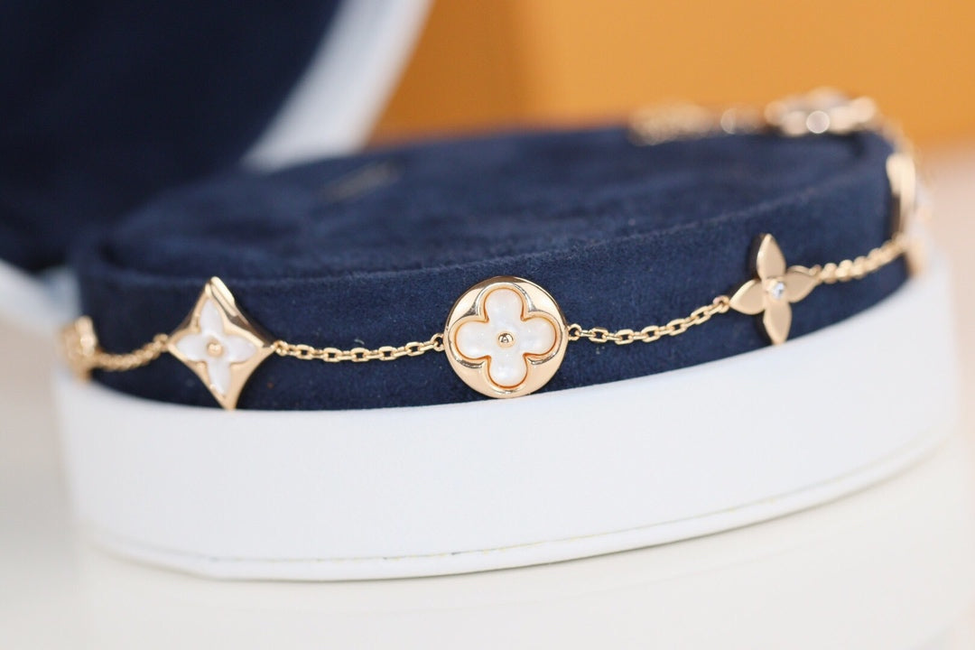 [Elowen jewels ]LEAF CLOVER BRACELET