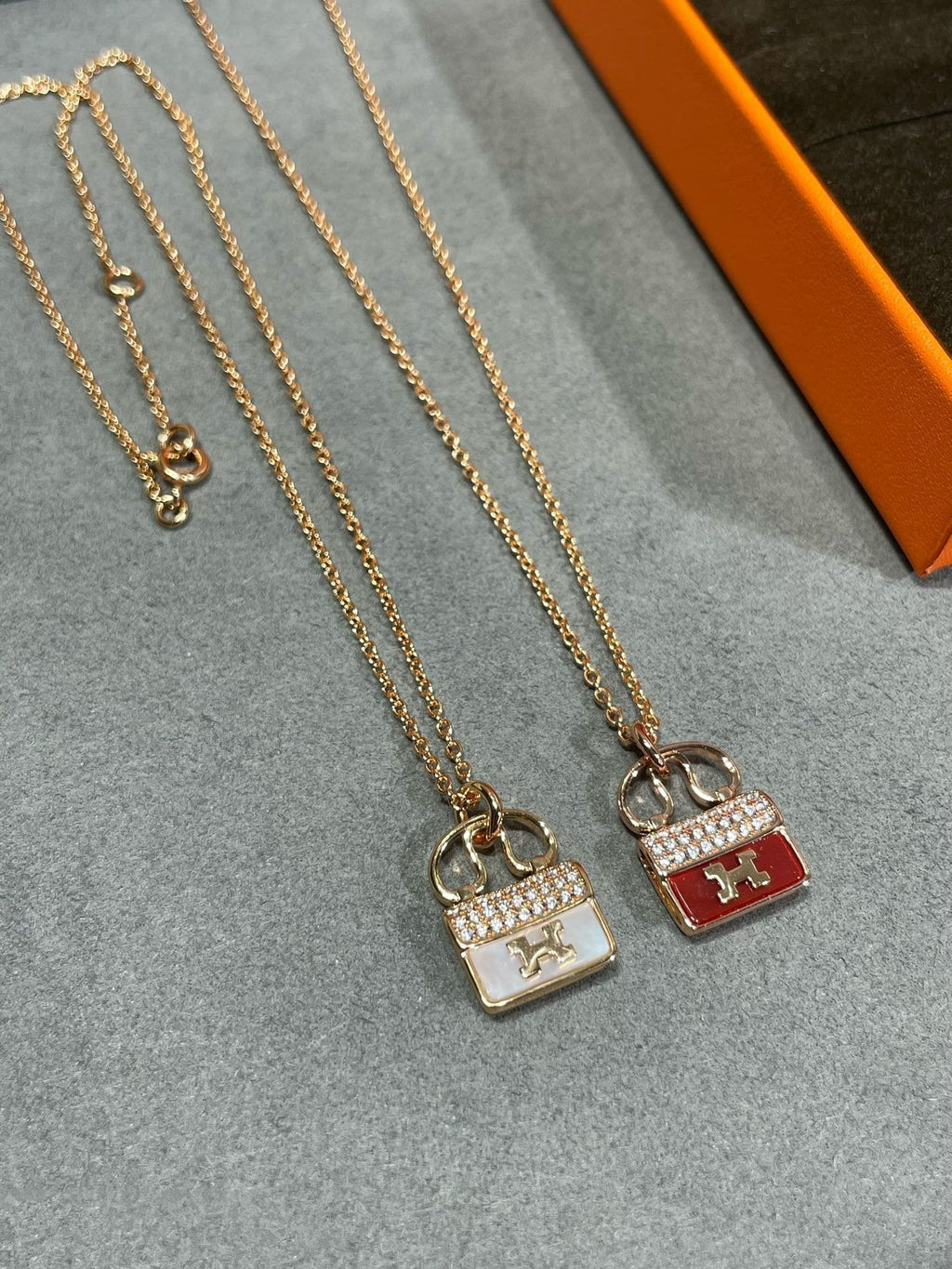 [Elowen jewels] H CIRCE MOISSANIT-ANHÄNGER HALSKETTE GOLD