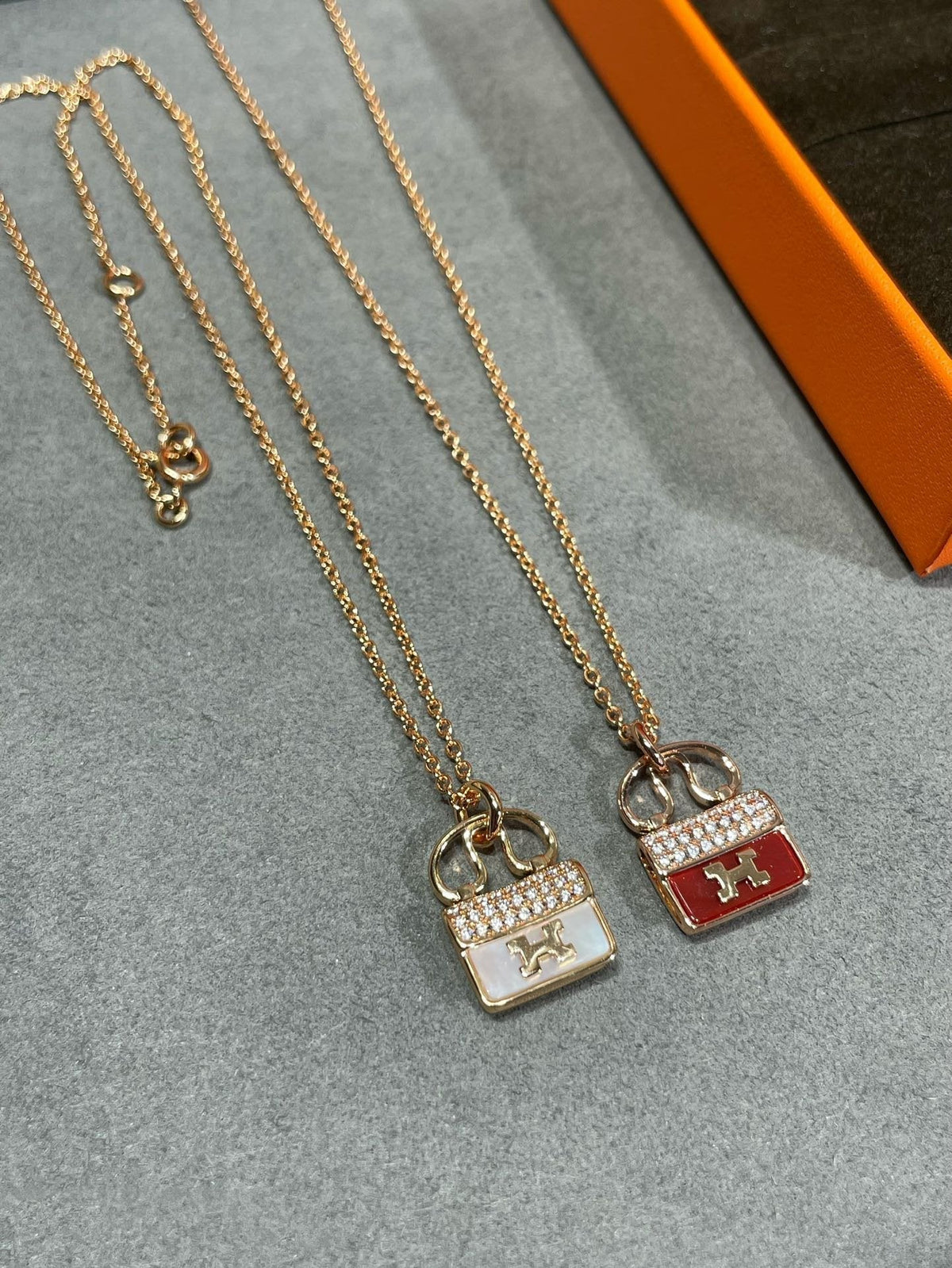 [Elowen jewels] H CIRCE MOISSANIT-ANHÄNGER HALSKETTE GOLD