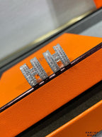 [Elowen jewels ]H STUD EARRINGS WITH SILVER DIAMONDS