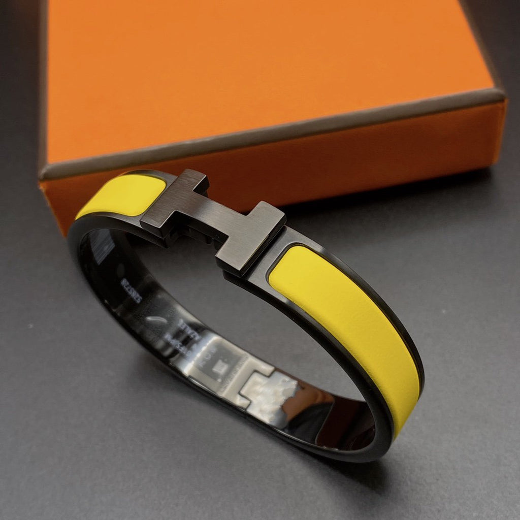 [Elowen jewels ]CLIC HM SO BLACK YELLOW BRACELET