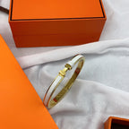 [Elowen jewels ]CLASSIC HM CLIC WHITE 8MM ENAMEL BRACELET