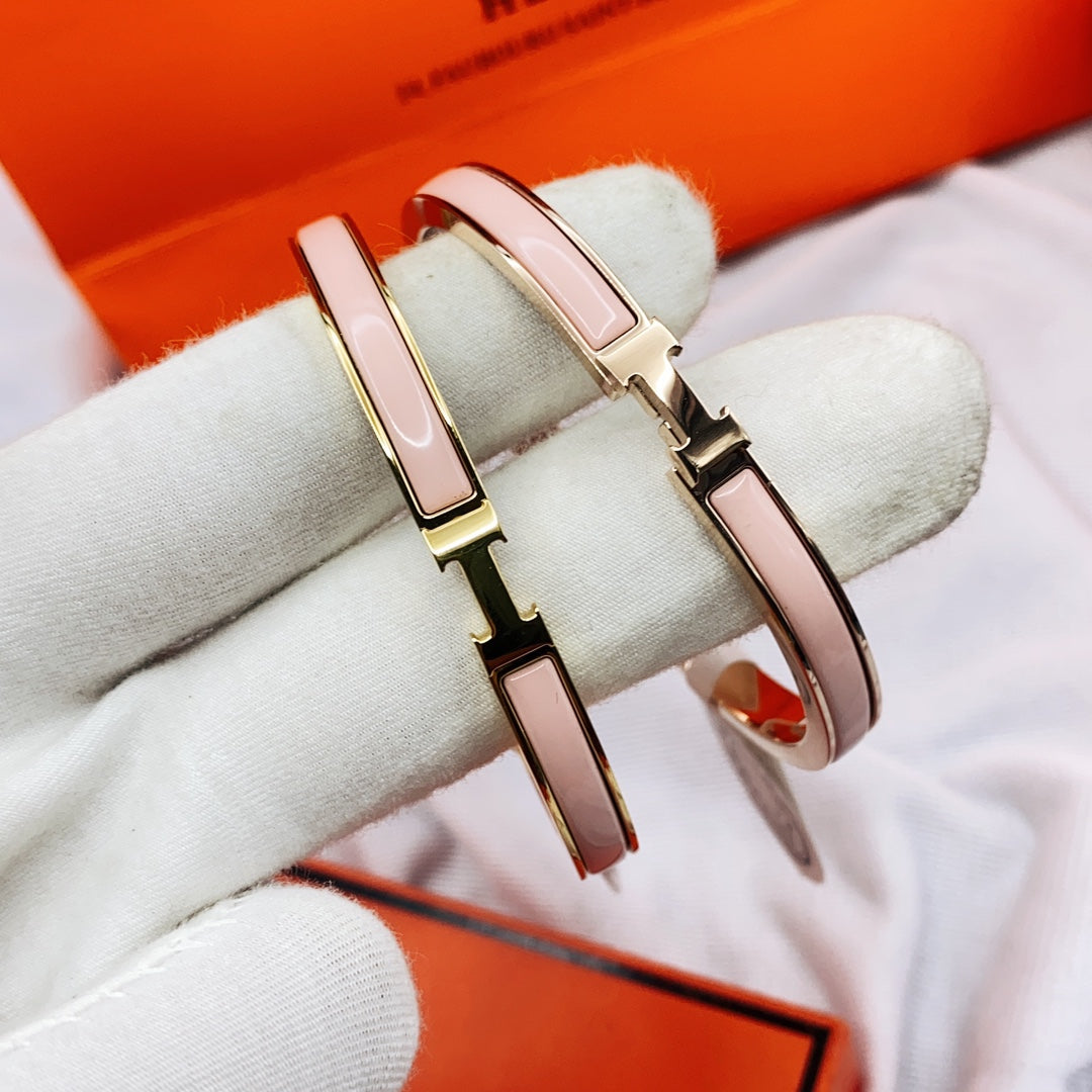 [Elowen jewels ]KLASSISCHES HM CLIC ROSA 8MM EMAILLE-ARMBAND