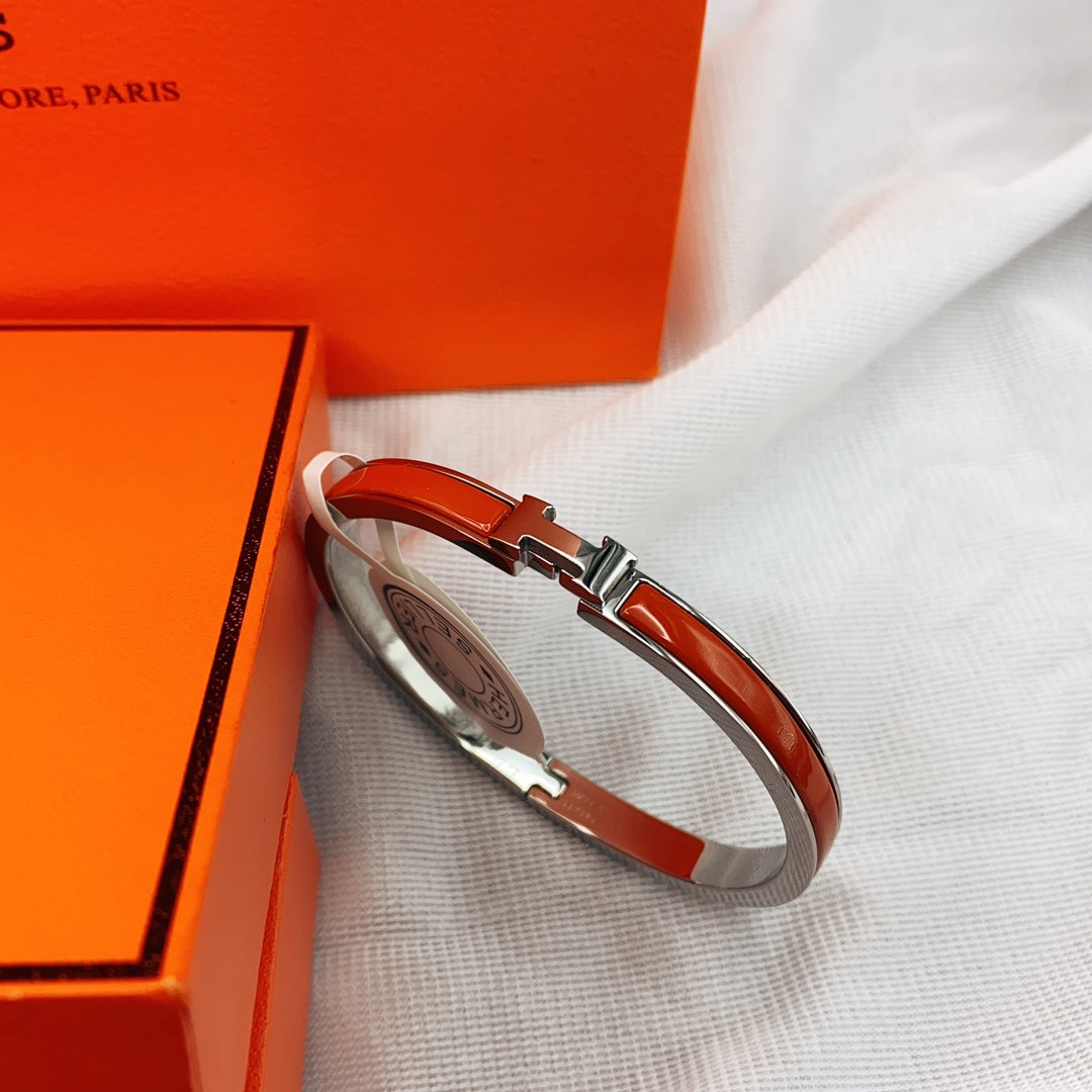 [Elowen jewels] KLASSISCHES HM CLIC ROT 8MM EMAIL-ARMBAND