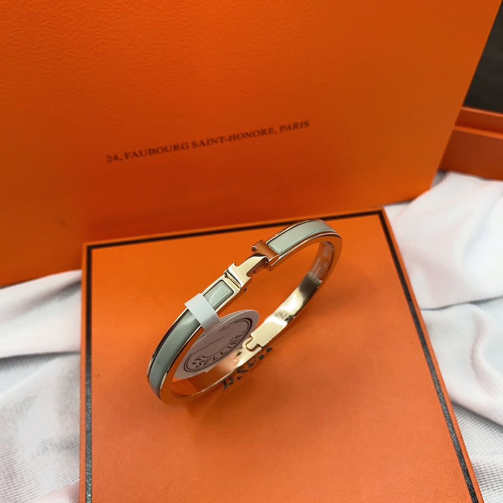[Elowen jewels ]CLASSIC HM CLIC GRÜNES 8MM EMAILLE-ARMBAND
