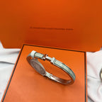 [Elowen jewels ]CLASSIC HM CLIC GRÜNES 8MM EMAILLE-ARMBAND