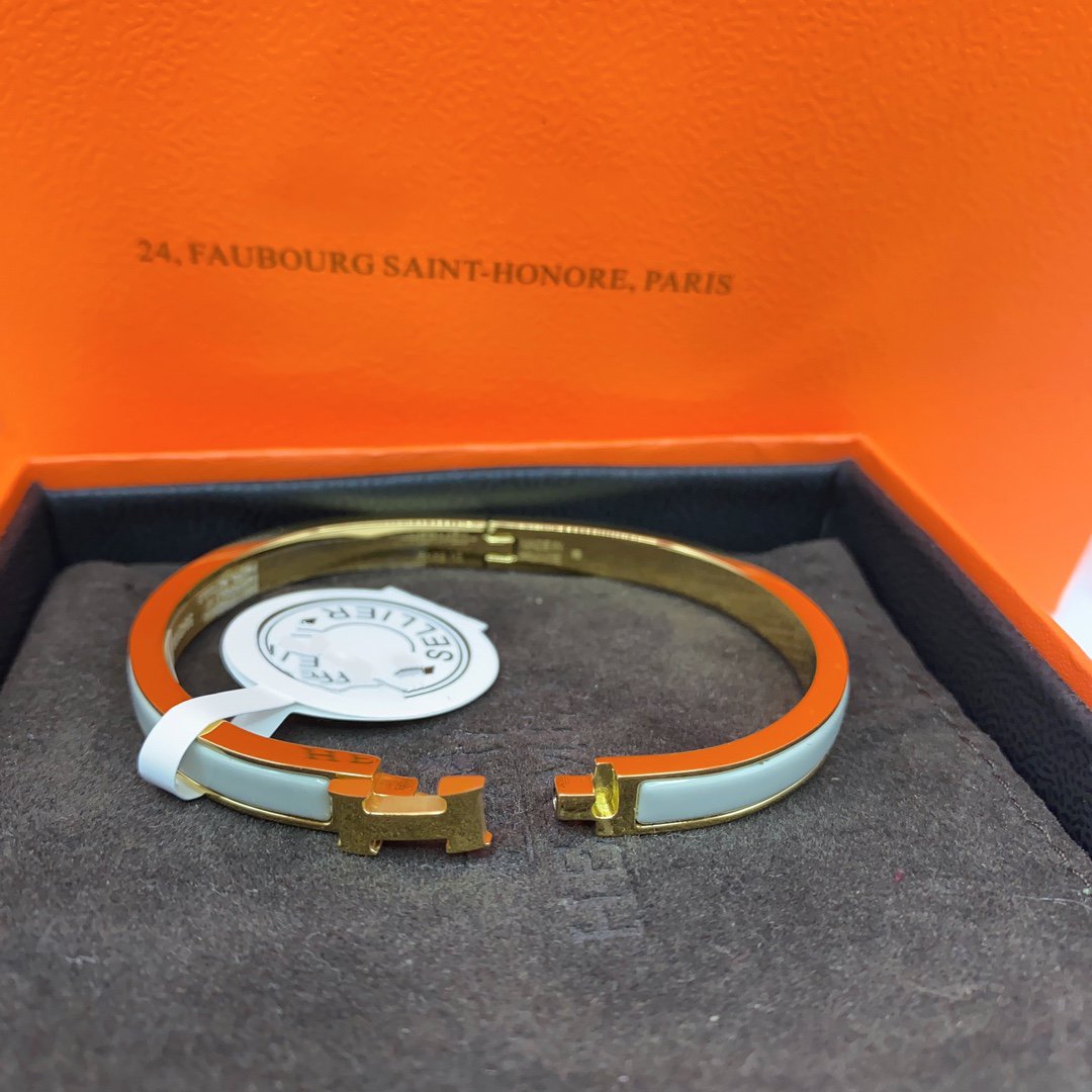 [Elowen jewels ]CLASSIC HM CLIC GRÜNES 8MM EMAILLE-ARMBAND