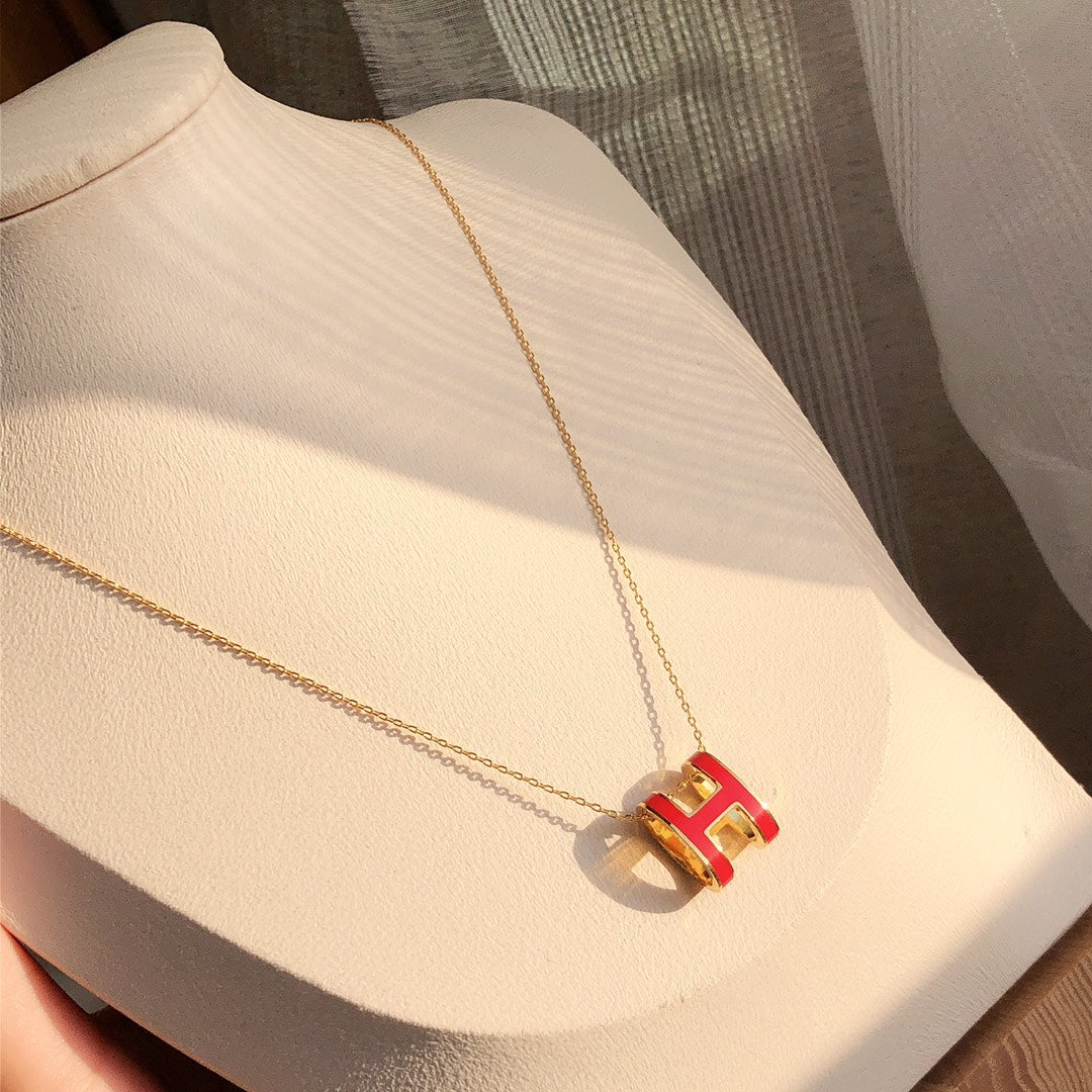 [Elowen jewels ]HM CLIC RED ENAMEL GOLD NECKLACE